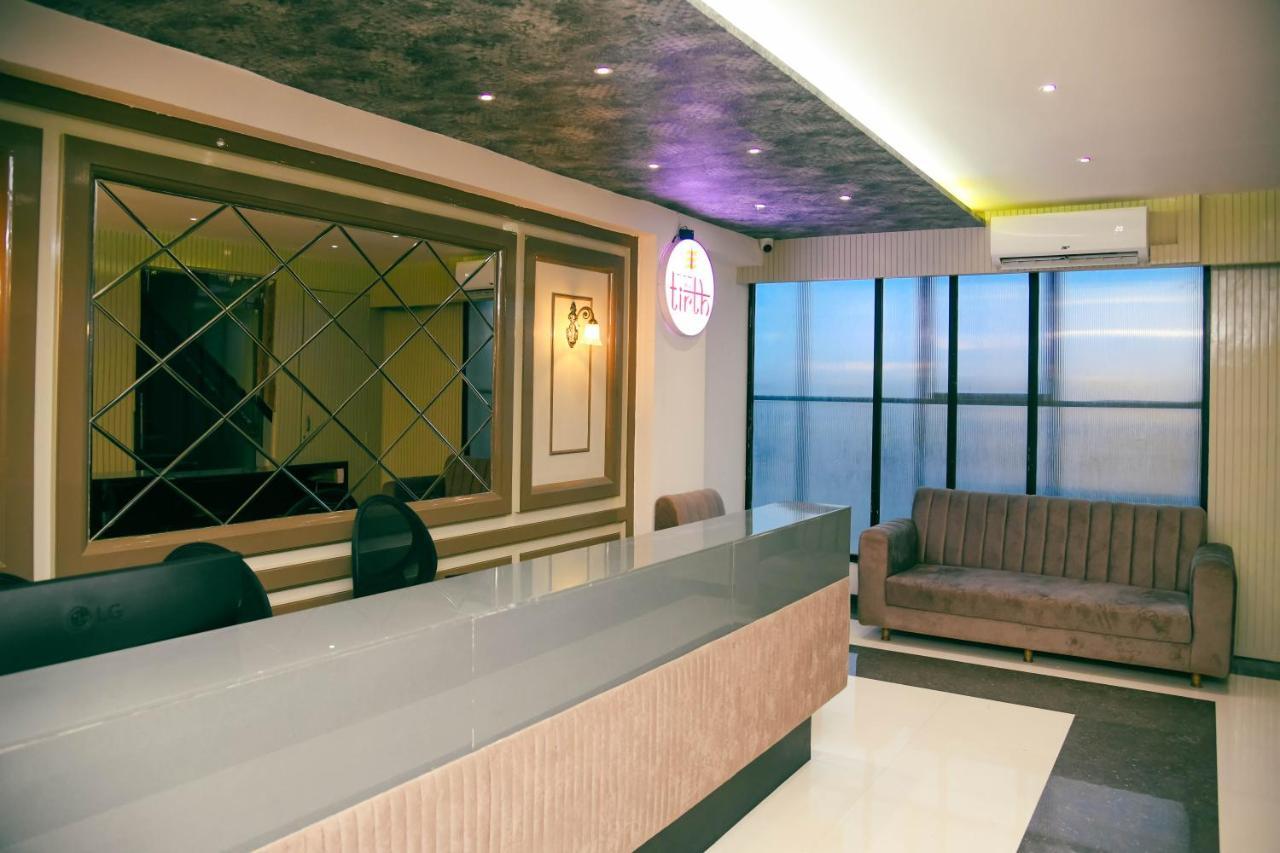Hotel Tirth By Sonu'S 우자인 외부 사진